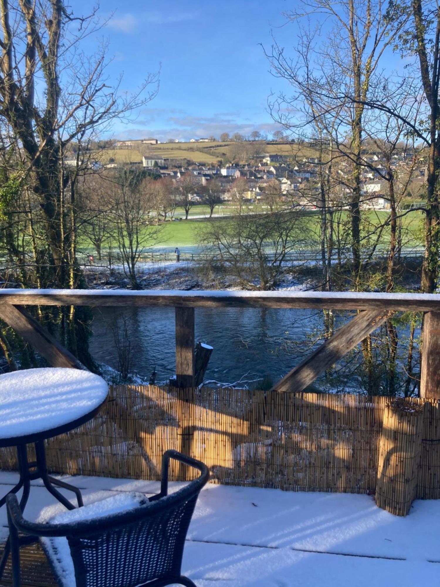 Honey Bee Cabin * Llandysul